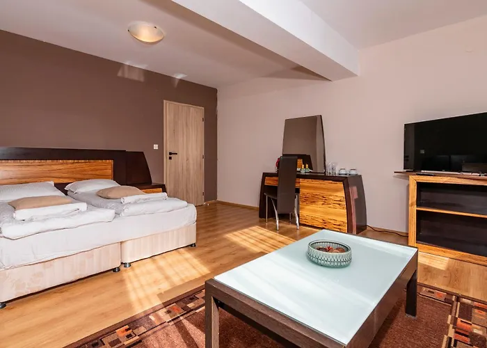 アパートホテル за гости евелин パンポロボ